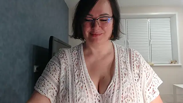 Snapshot of Nora_Star chatting on November 2025 06:03:02 PM Nora Star online show from November 2025 06:03:02 PM