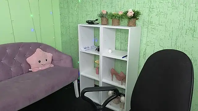 Nika Kitten online show from May 2026 10:12:02 AM