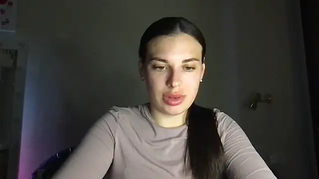 MoonriseGoddess online show from April 2026 06:43:01 PM