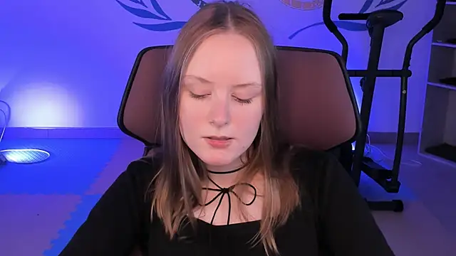 VivienLeeigh online show from December 2024 07:14:02 PM