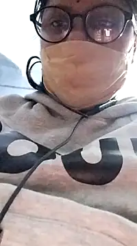 Snapshot of zeevaansari chatting on December 2024 05:55:02 PM zeevaansari online show from December 2024 05:55:02 PM