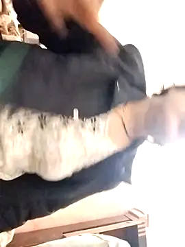 Snapshot of zeevaansari chatting on December 2024 08:10:02 AM zeevaansari online show from December 2024 08:10:02 AM