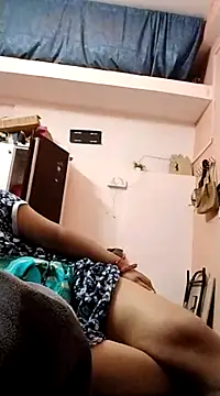 Snapshot of zeevaansari chatting on January 2025 02:47:01 AM zeevaansari online show from January 2025 02:47:01 AM