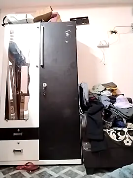 Snapshot of zeevaansari chatting on February 2025 06:18:02 AM zeevaansari online show from February 2025 06:18:02 AM