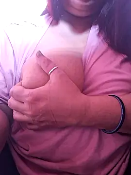 Snapshot of zeevaansari chatting on October 2025 01:47:02 AM zeevaansari online show from October 2025 01:47:02 AM