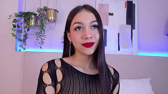 MiaOconner online show from December 2024 01:22:02 PM