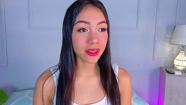 MiaOconner online show from September 2025 08:34:01 PM