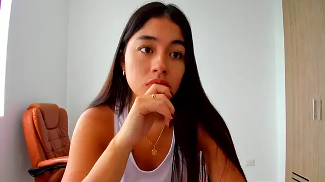 Snapshot of AriaMontgomery chatting on February 2026 05:53:02 PM AriaMontgomery online show from February 2026 05:53:02 PM