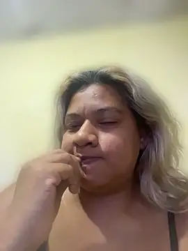 DanielitaWM online show from May 2026 05:56:01 AM