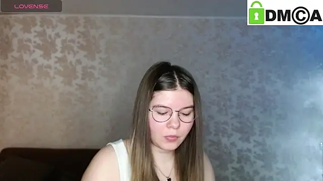Snapshot of holy_michela chatting on January 2025 02:20:01 AM holy michela online show from January 2025 02:20:01 AM