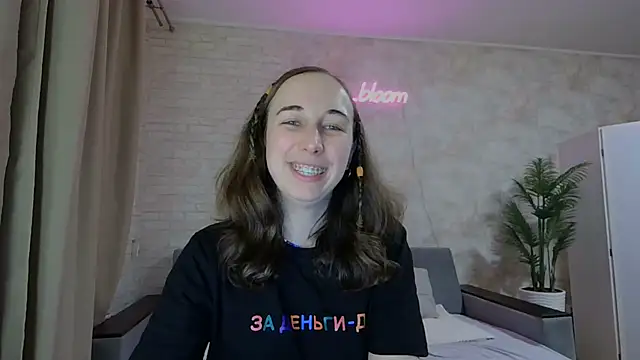 Anika bloom online show from February 2025 05:29:01 AM