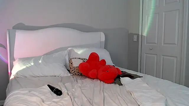 Snapshot of Sophieeestar chatting on February 2026 02:53:01 AM Sophieeestar online show from February 2026 02:53:01 AM