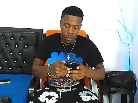 Damian hart 24CM online show from November 2025 02:12:01 AM