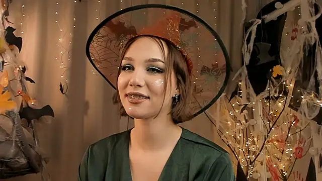 Tate Angel online show from October 2025 06:09:01 PM