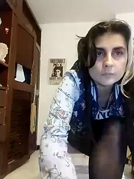 Snapshot of samanta_rosas1 chatting on December 2024 08:44:01 PM samanta rosas1 online show from December 2024 08:44:01 PM