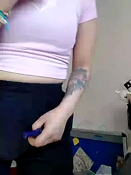 Snapshot of samanta_rosas1 chatting on December 2024 06:52:02 PM samanta rosas1 online show from December 2024 06:52:02 PM