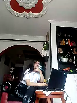 Snapshot of samanta_rosas1 chatting on December 2024 07:24:02 PM samanta rosas1 online show from December 2024 07:24:02 PM