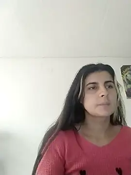 Snapshot of samanta_rosas1 chatting on January 2025 05:05:02 PM samanta rosas1 online show from January 2025 05:05:02 PM