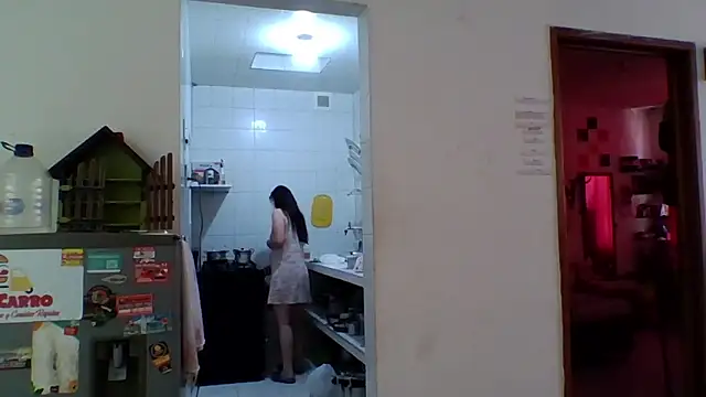 Snapshot of samanta_rosas1 chatting on January 2025 03:50:01 PM samanta rosas1 online show from January 2025 03:50:01 PM