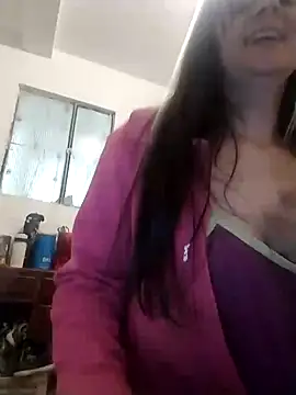 Snapshot of samanta_rosas1 chatting on January 2025 03:30:02 PM samanta rosas1 online show from January 2025 03:30:02 PM