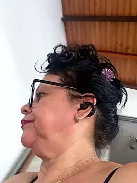 Sharongirl07 online show from May 2026 12:35:02 PM