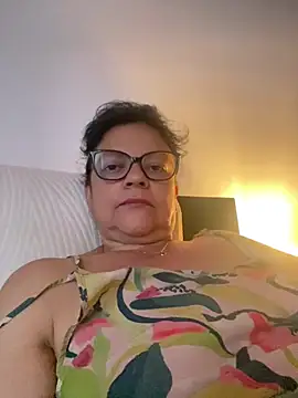 Snapshot of Sharongirl07 chatting on August 2026 12:21:01 PM Sharongirl07 online show from August 2026 12:21:01 PM