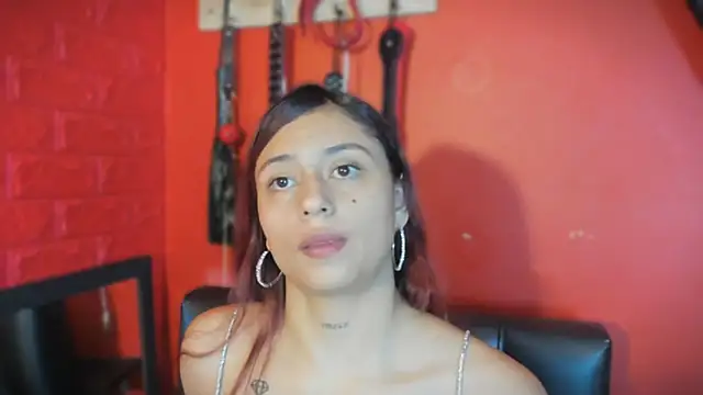 Monttserratt online show from March 2026 07:17:01 PM