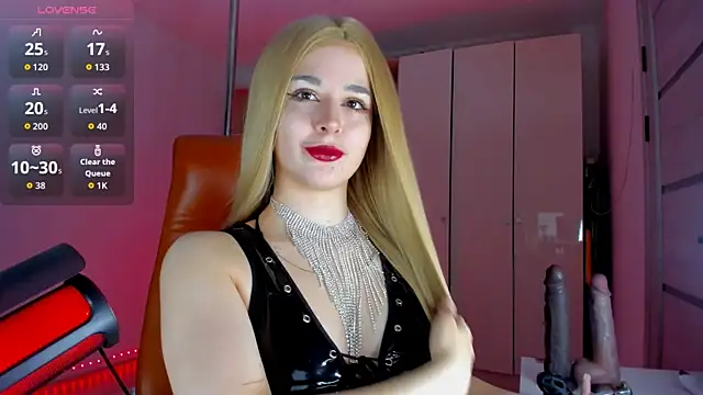 mollyposhh online show from May 2026 06:56:02 PM