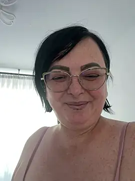 Amandamuller1982 online show from December 2024 01:11:02 PM