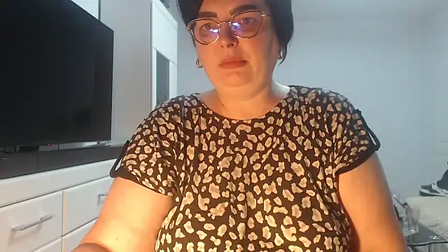 Amandamuller1982 online show from April 2026 07:52:01 PM
