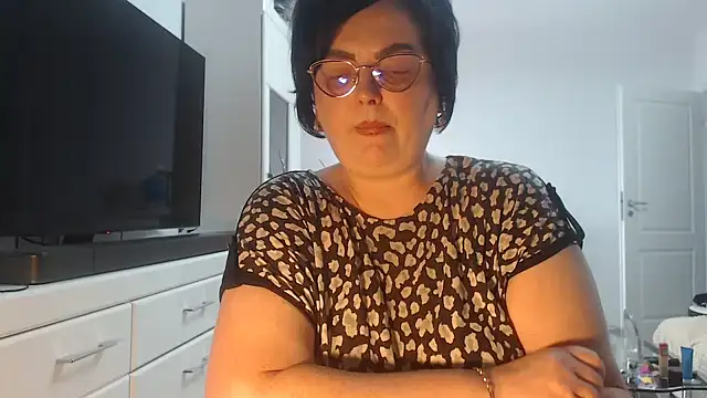 Amandamuller1982 online show from May 2026 12:54:02 PM