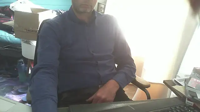 shyfrenchcock1 online show from April 2026 01:50:02 PM