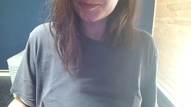 Snapshot of NovaBabe21 chatting on September 2025 10:03:02 AM NovaBabe21 online show from September 2025 10:03:02 AM