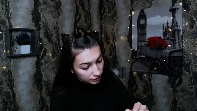 KarolinaRosse  online show from December 2024 10:12:01 AM