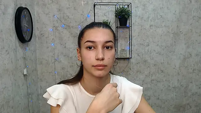 KarolinaRosse  online show from January 2025 09:58:02 AM