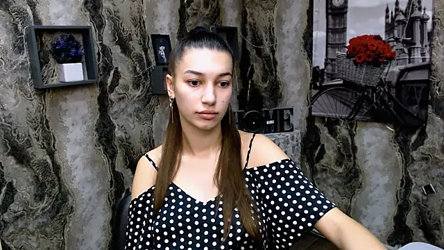 KarolinaRosse  online show from January 2025 05:55:01 AM