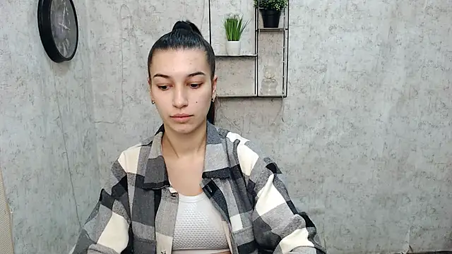 KarolinaRosse  online show from January 2025 07:04:02 AM