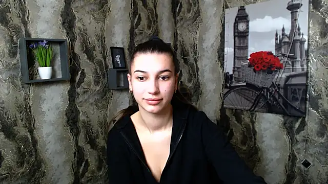 KarolinaRosse  online show from March 2025 11:03:01 AM