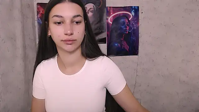 Snapshot of KarolinaRosse_ chatting on September 2025 05:20:01 AM KarolinaRosse online show from September 2025 05:20:01 AM