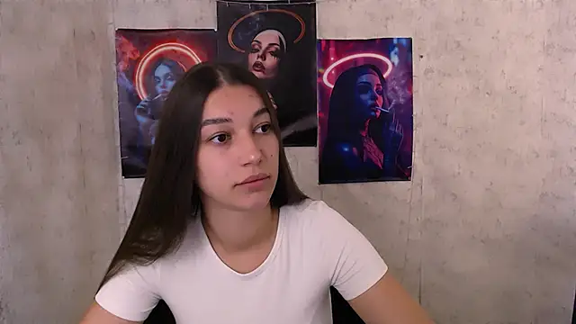 Snapshot of KarolinaRosse_ chatting on September 2025 05:12:01 AM KarolinaRosse online show from September 2025 05:12:01 AM