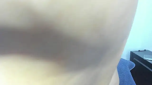 Saraa-restrepo online show from October 2025 06:49:02 PM