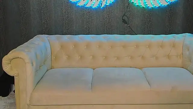 anemarieejolie online show from January 2025 08:44:01 PM