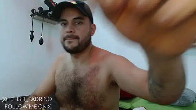 Snapshot of fetish_padrino chatting on January 2025 08:50:01 PM fetish padrino online show from January 2025 08:50:01 PM