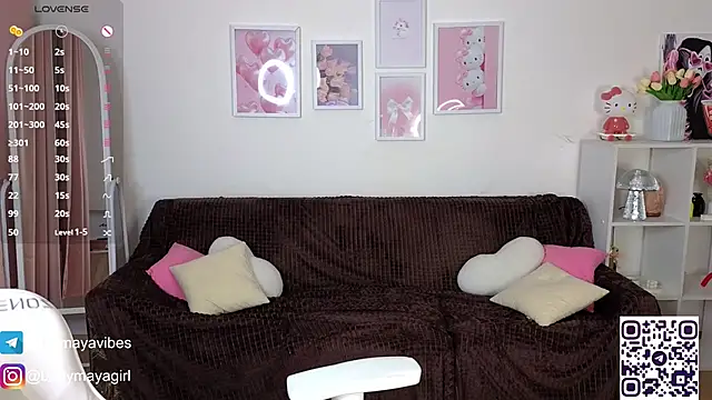 Maya Rave online show from October 2025 03:47:02 AM