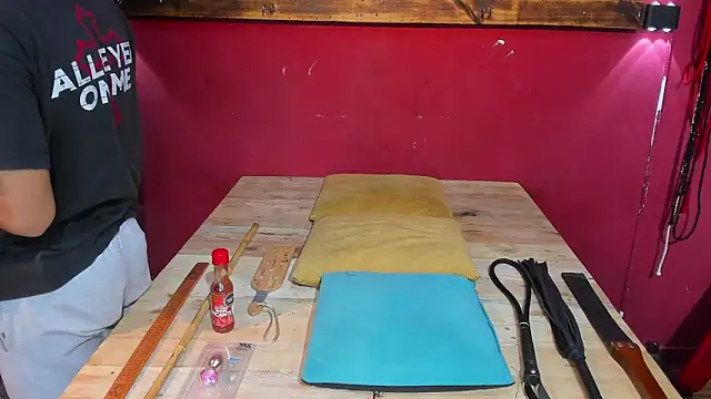 Snapshot of BDSM_Vantablack_ chatting on March 2026 08:19:01 AM BDSM Vantablack online show from March 2026 08:19:01 AM