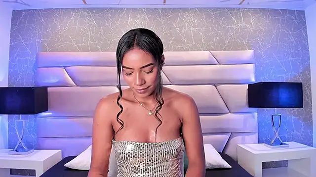 Snapshot of ChloeTayylor_ chatting on January 2025 08:43:01 PM ChloeTayylor online show from January 2025 08:43:01 PM