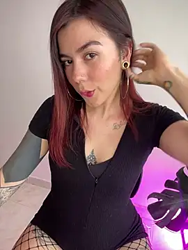 Snapshot of luccianagreyy chatting on January 2025 08:39:02 PM luccianagreyy online show from January 2025 08:39:02 PM