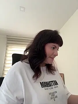 PoliBenett  online show from October 2025 03:29:01 PM