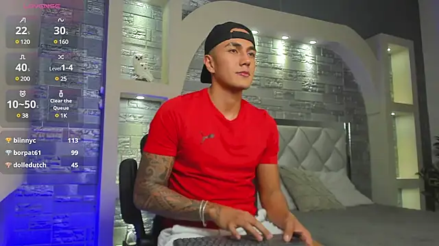 Snapshot of Aron_Bolt chatting on January 2025 04:48:01 PM Aron Bolt online show from January 2025 04:48:01 PM