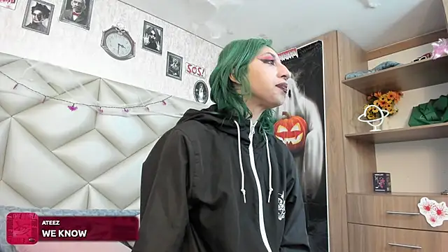 Im gaia online show from October 2025 12:44:02 PM